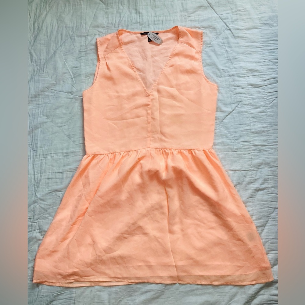 NWT Victoria’s Secret Bright Peach Babydoll Chemise XS.